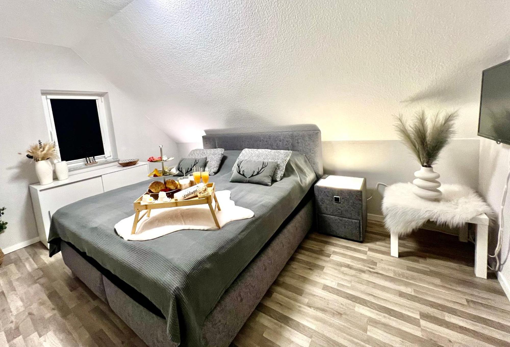 Ferienwohnung Haus Moorblick Mit Garten In Kanallage Wiesmoor Bagian luar foto