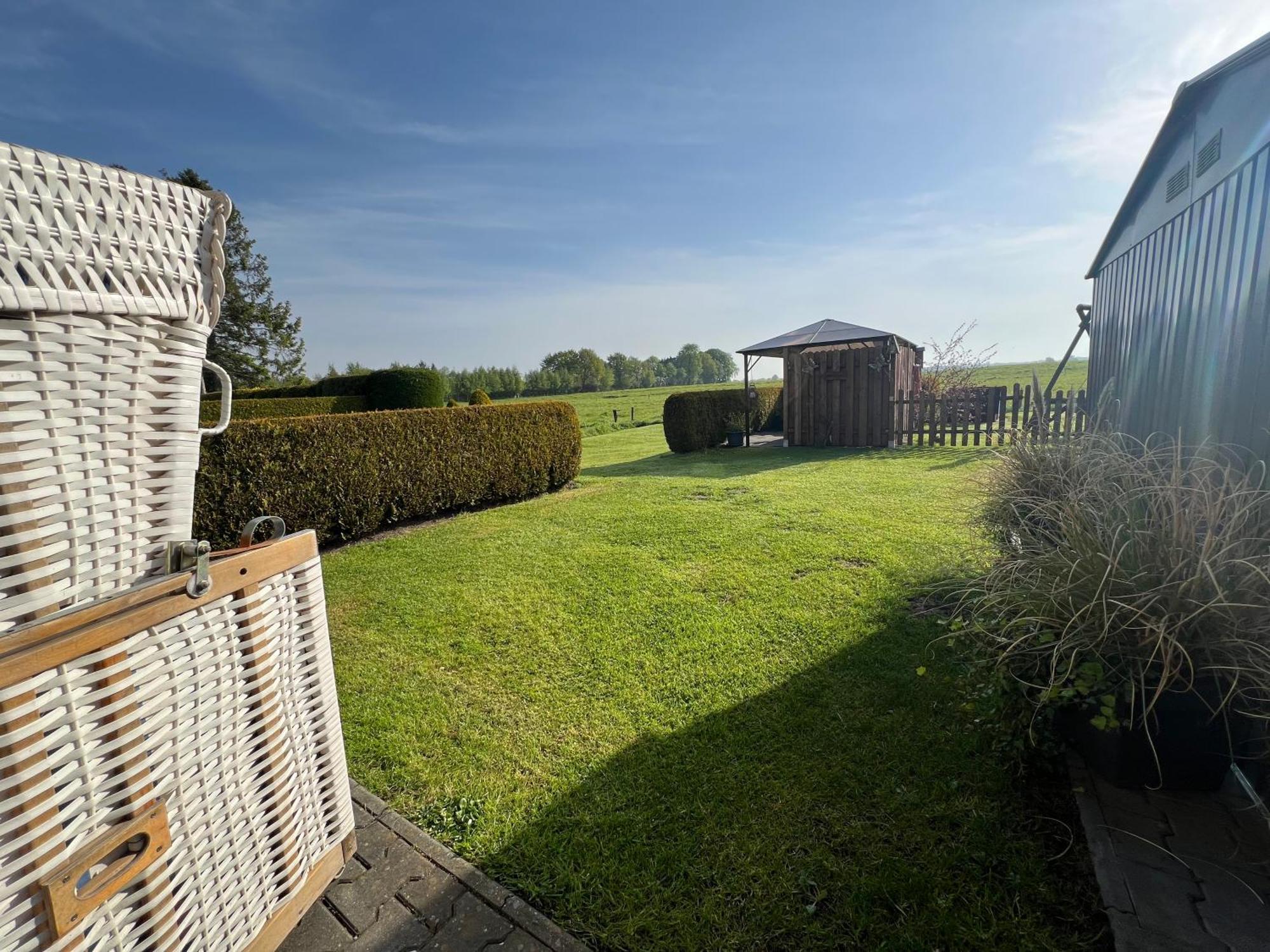 Ferienwohnung Haus Moorblick Mit Garten In Kanallage Wiesmoor Bagian luar foto